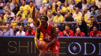 סטיט תקוע מול היקמן (יוסי ציפקיס)