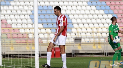 שחקני הפועל נצרת עילית מאוכזבים (יוסי ציפקיס)