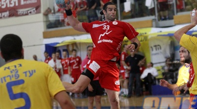 בויאן בוטוליה בדרך לעוד שער (חגי ניזרי)