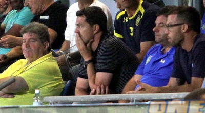 אוסקר המורחק ביציע (יניב גונן) אוסקר המורחק ביציע (יניב גונן)