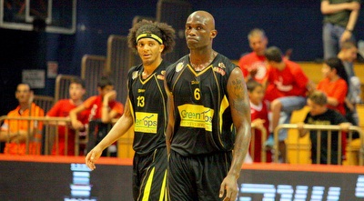 קילינגסוורת´ ו-וושינגטון. משחק חמישי בפתח (משה חרמון)