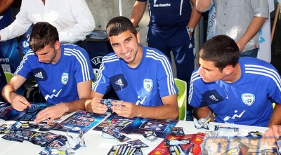 ניר ביטון, מונס דאבור וסארי פלאח (יוסי ציפקיס) ניר ביטון, מונס דאבור וסארי פלאח (יוסי ציפקיס)