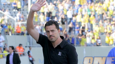 אוסקר גארסיה נפרד ממכבי (יניב גונן)