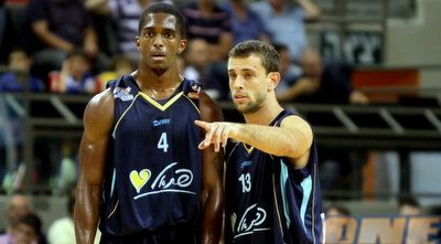 סקוורר עם אובאנון.  (יניב גונן)