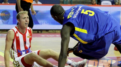 ג´יימס קם לעבר ליפשיץ (יניב גונן)