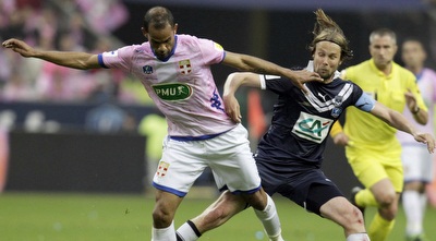 כליפה מול פלאשיל (רויטרס)