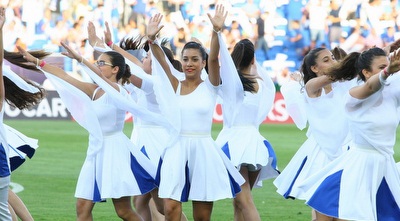 טקס הפתיחה של היורו (משה חרמון)