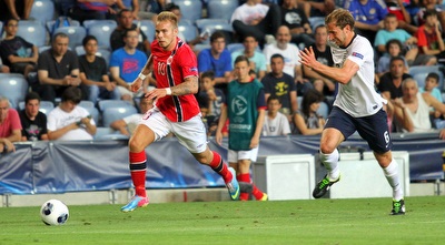 פדרסן משיג את סמית´ (שי לוי) פדרסן משיג את סמית´ (שי לוי)