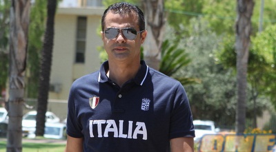 אלון חרזי. מתחיל לעבוד (עמית מצפה)