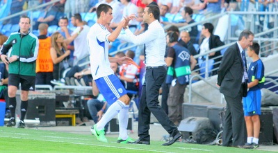 ביטון חוגג עם לוזון (משה חרמון)