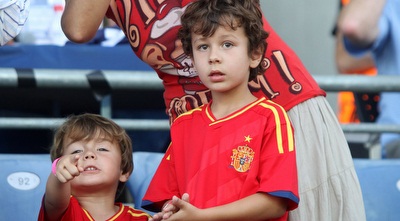 ילדים אוהדי ספרד (חגי ניזרי) ילדים אוהדי ספרד (חגי ניזרי)