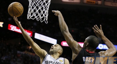 בוש לא מצליח לעצור את פארקר (רויטרס)