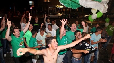 אהדי חיפה חוגגים אליפות (יוסי ציפקיס)