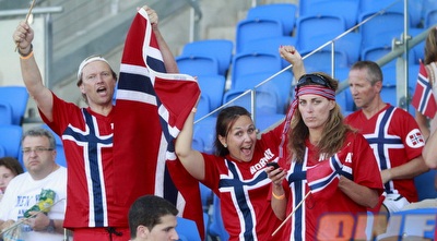 אוהדי נבחרת נורבגיה (יוסי ציפקיס) אוהדי נבחרת נורבגיה (יוסי ציפקיס)