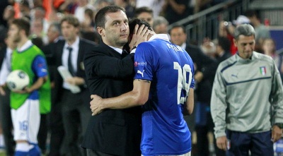 מנג´ה מנחם את רג´יני (יוסי ציפקיס) מנג´ה מנחם את רג´יני (יוסי ציפקיס)