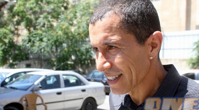 אלי טביב (חגי ניזרי)