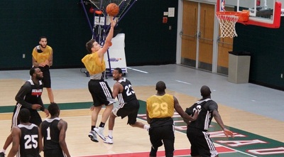 מקל בפעולה (ONE) מקל בפעולה (ONE)