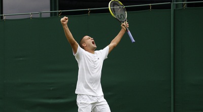 יוז&acute;ני. מרוצה אחרי הניצחון (רויטרס)