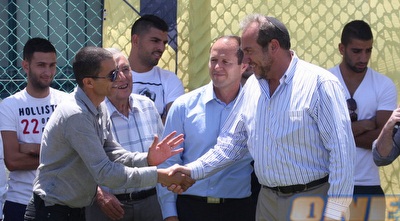 אלי טביב. בהפועל לא ממהרים לעזור לו (גיא בן זיו)