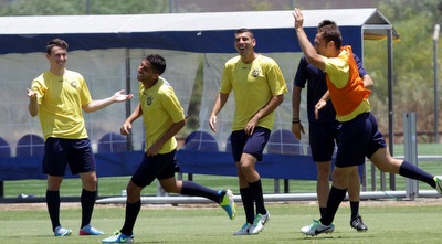 מיכה, אלטמן וטיבי מחיוכים (יניב גונן) מיכה, אלטמן וטיבי מחיוכים (יניב גונן)