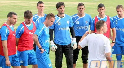 ברק בכר והשחקנים (משה חרמון) ברק בכר והשחקנים (משה חרמון)