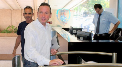 אבנר קופל, נציג בית&qout;ר תל אביב רמלה (משה חרמון)