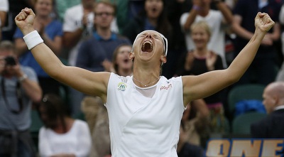 קריסטין פליפקנס בטירוף לאחר הסנסציה (רויטרס) קריסטין פליפקנס בטירוף לאחר הסנסציה (רויטרס)