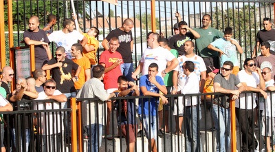 אוהדי בני יהודה. מוחים (חגי ניזרי)