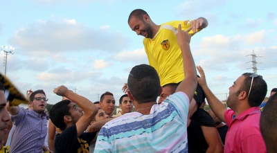 ברוכיאן על הכתפיים. עוד אין סיכום (יניב גונן)