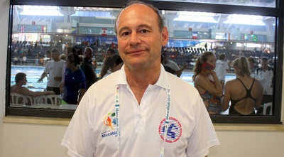 נועם צבי - יו&qout;ר איגוד השחייה (חגי ניזרי) נועם צבי - יו&qout;ר איגוד השחייה (חגי ניזרי)