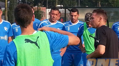 ברק בכר ושחקניו באימון. שוב בשבת (עמוד הפייסבוק הרשמי) ברק בכר ושחקניו באימון. שוב בשבת (עמוד הפייסבוק הרשמי)