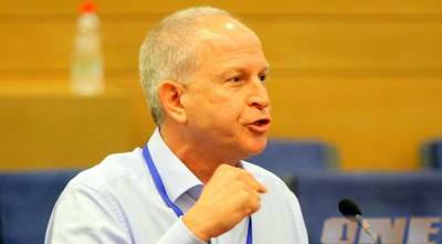 פישביין (משה חרמון) פישביין (משה חרמון)