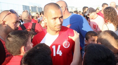 גילי ורמוט (חגי ניזרי)