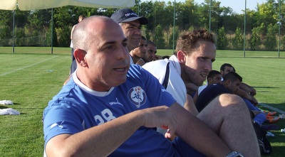 אייל לחמן במחנה. 