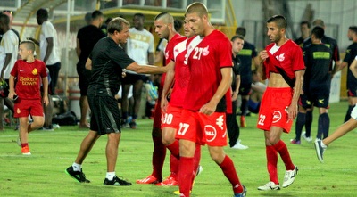 שחקני ב&qout;ש. יתחברו לקראת הליגה? (משה חרמון)