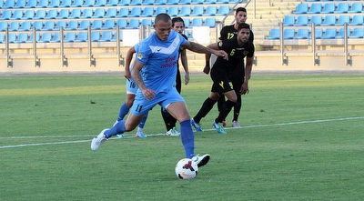 קוסטה בועט את הפנדל (חגי ניזרי)