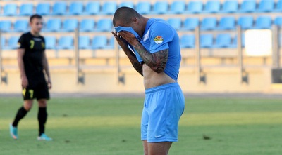 קוסטה מאוכזב (חגי ניזרי)