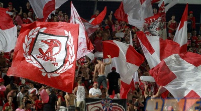 אוהדי הפועל (יוסי ציפקיס)