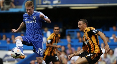 קווין דה ברוין משתלט על הכדור (רויטרס)