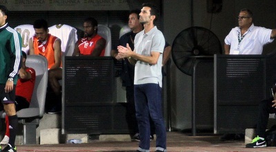 בנאדו. קבוצה בצלמו (יניב גונן)