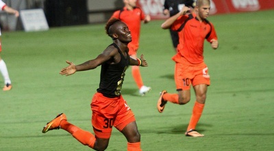 יורו לאמין חוגג (חגי ניזרי) יורו לאמין חוגג (חגי ניזרי)