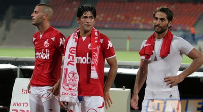 דג´אני, ברדה ואראל אחרי הניצחון (משה חרמון) דג´אני, ברדה ואראל אחרי הניצחון (משה חרמון)