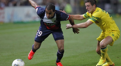 לוקאס מורה בפעולה (רויטרס)