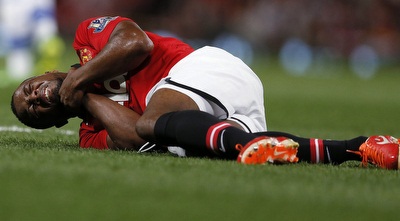 פטריס אברה על הרצפה. על הפנים (רויטרס)