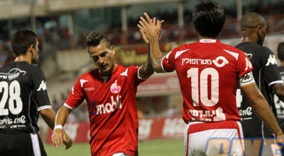 בוזגלו וברדה חוגגים (חגי ניזרי) בוזגלו וברדה חוגגים (חגי ניזרי)