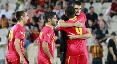 ביטון נפרד משחקני אשדוד (יוסי ציפקיס)