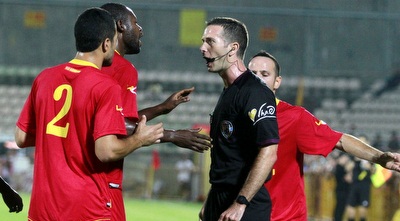 אדלר נוזף בפטי (יוסי ציפקיס)