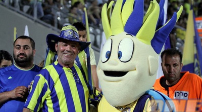 הקמע של מכבי ת&qout;א (יניב גונן)