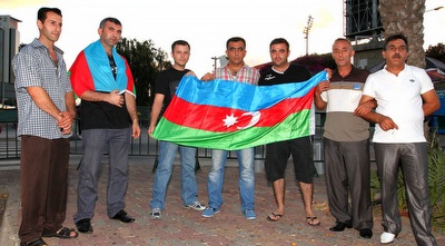 אוהדי אזרבייג´אן (שי לוי)