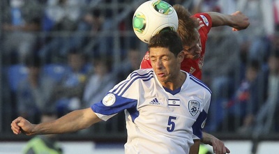 מליקסון וקומברוב ראש בראש (רויטרס)